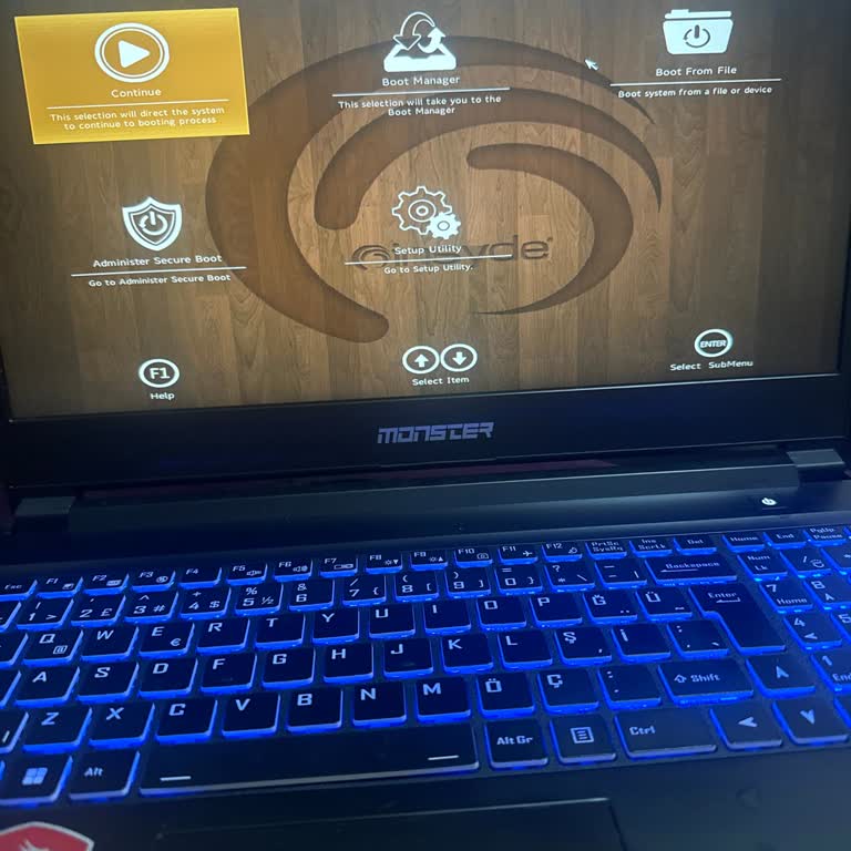 Monster Bilgisayarım Mavi Ekran Hatasıyla Mağdur Etti