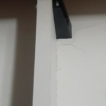 Kelebek Mobilya'dan Aldığım Kanepeler Birkaç Yıl İçinde Kırıldı.