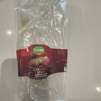 Güngör Ersoylar Firmasının İsli Saçaklı Peynirinin İçinde Çıkan Kıl