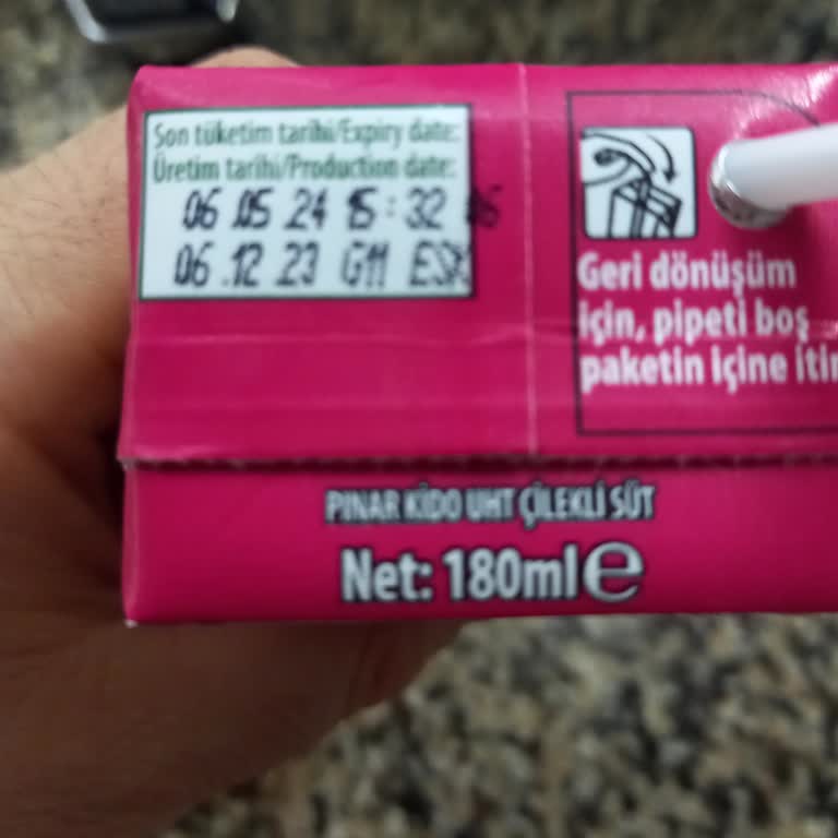 Şok Marketler Marketten Alınan Sütlü Ürünlerde Son Kullanma Tarihi Sorunu