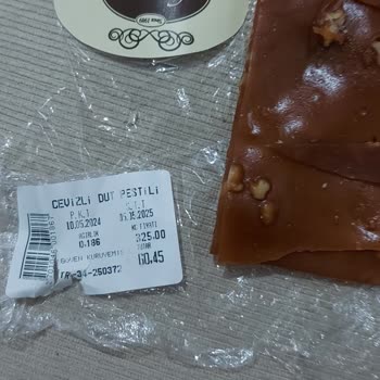 Güven Kuruyemişten Alınan Dut Pestilinden Pislik Çıktı