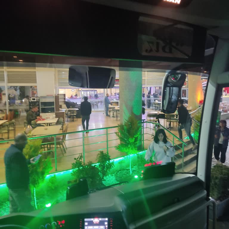 SÇ Park Dinlenme Tesisleri Denetim Nerede. Buralarda İnsanlar Mecburi Olduğu İçin Mi Böyle