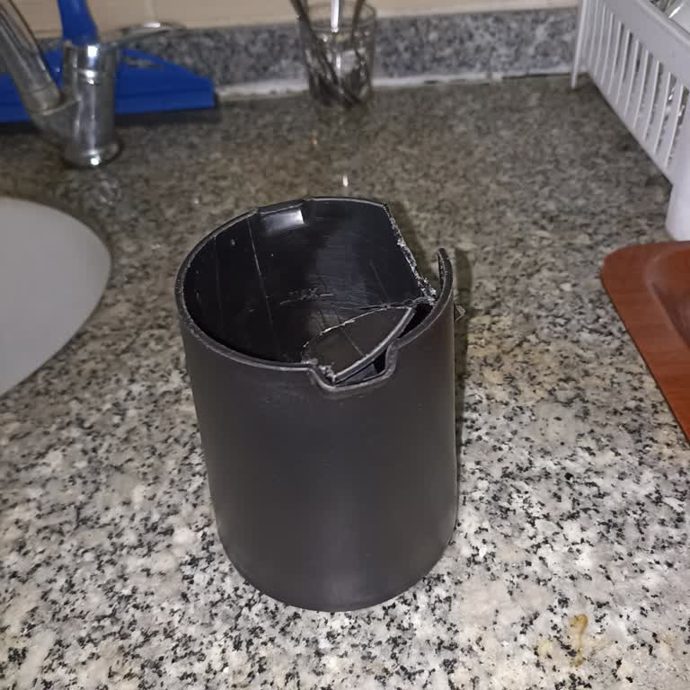 Kahve Makinesi Cezvesi Kırıldı