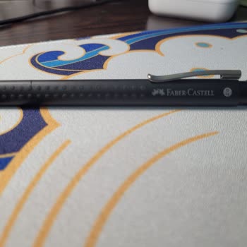 Faber Castell Kalem Zaman İçinde Çatlama