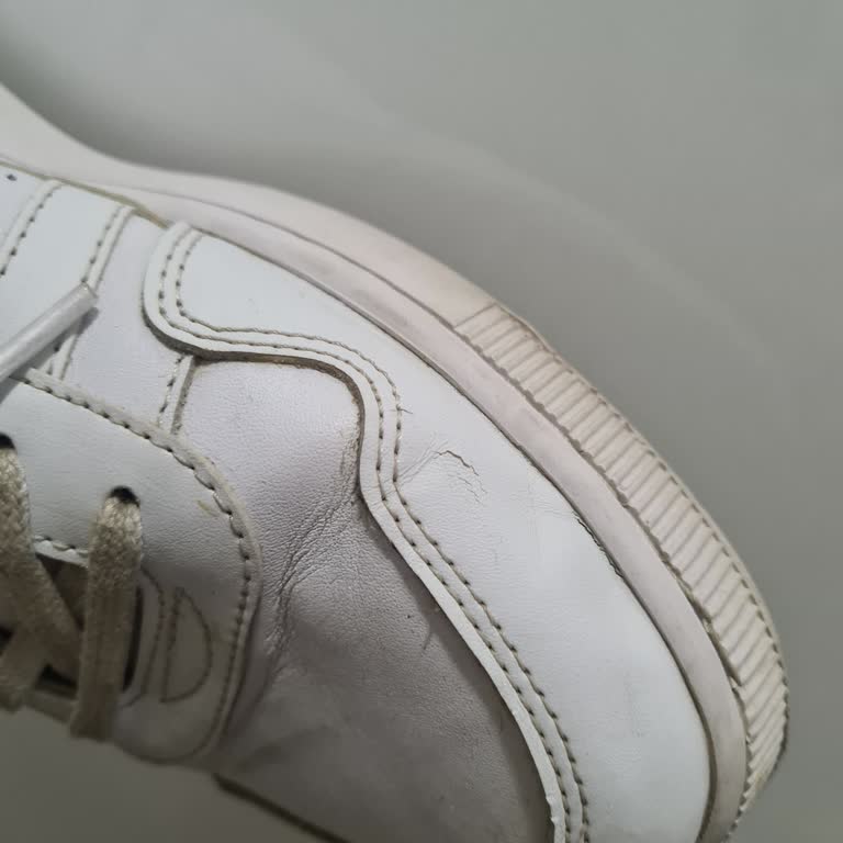 Lacoste Ayakkabı Deri Atması