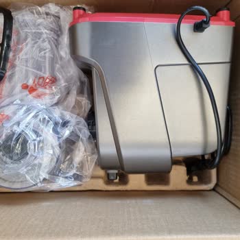 Yui Rende Makinesi Zayıf, Hazne Malzemesi Ve Firmanın Tutumu