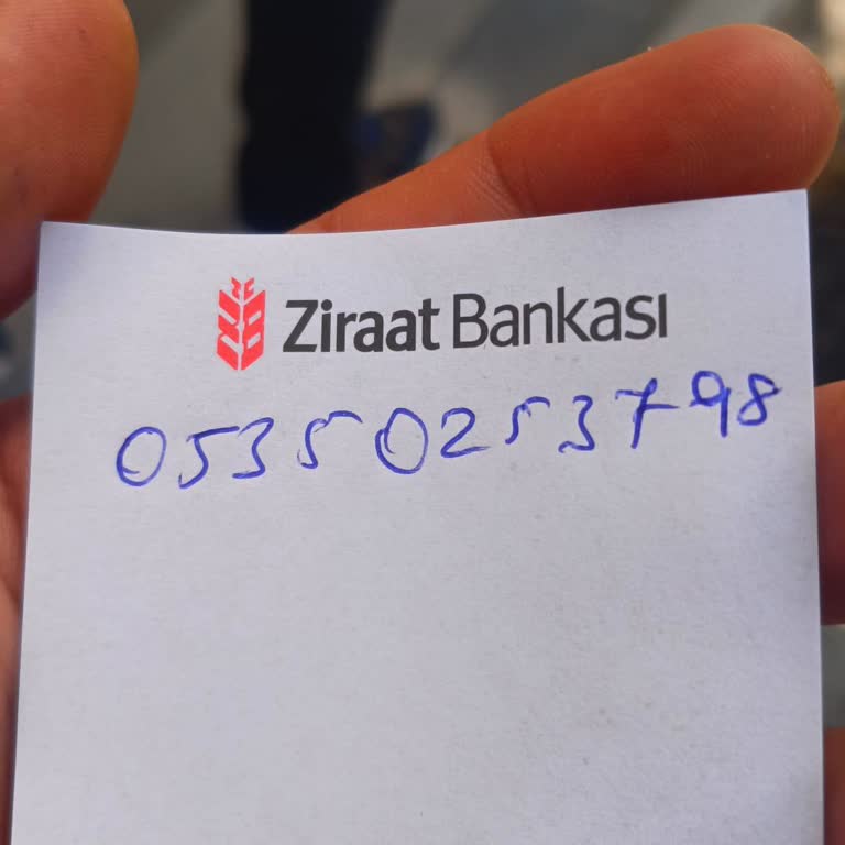 Ziraat Bankası Van'da Banka Şubesinde Yaşanan Sorumsuz Personel Davranışı