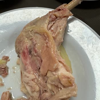 Bursa Yüksek İhtisas Eğitim ve Araştırma Hastanesi Yemekler Çiğdi Gereği Yapılsın Lütfen