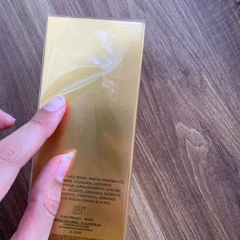 Rossmann Store Fails to Exchange Perfume