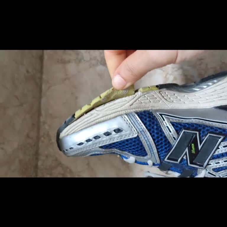 İstinyePark AVM De Sneaks Up Tan Aldığım New Balance Ayakkabı