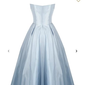 Gigii's Hayal Kırıklığına Uğratan Lüks Elbise!