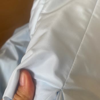 Gigii's Hayal Kırıklığına Uğratan Lüks Elbise!