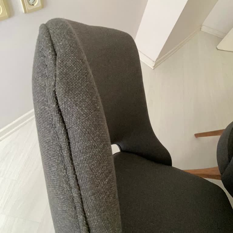Enza Home Sandalyelerde Dikiş Hataları Ve Servis Sorunu