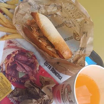 Usta Dönerci Sunduğu Ürünler Kötü