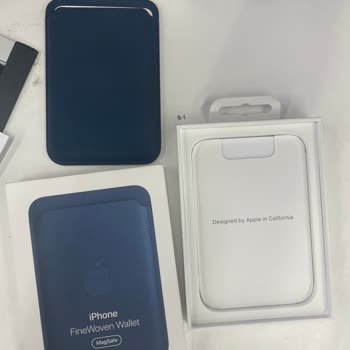 Apple Magsafe Cüzdan 6 Günde Renk Solması