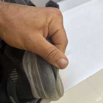 Movapark AVM Ayakmod Mağaza Dunlop Ayakkabı 4 Günde Döküldü