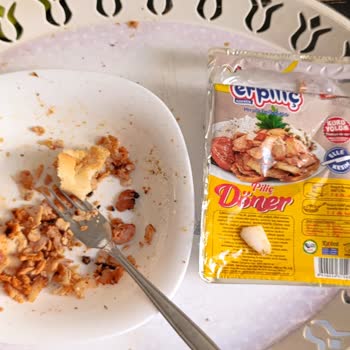 Erpiliç Dönerden Sert Cisim Çıktı!