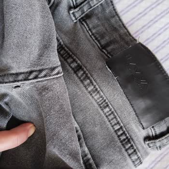 Avva Jean Pantolon Deformasyonu