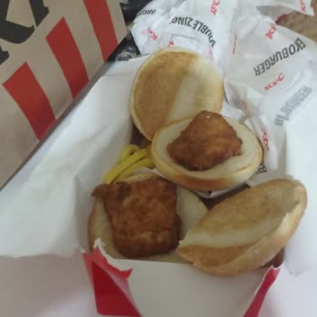 KFC Bomboş Bir Menü