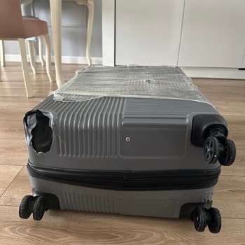 Türk Hava Yolları-Unuttukları Ve Zarar Verdikleri Valiz