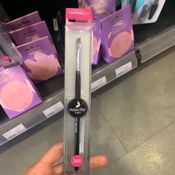 Watsons Kartal Ürünü Etiket Fiyatından Satmıyor.