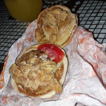 Popeyes Sert Tavuk Sorunu