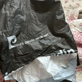 Sürat Kargo Açılmış Şekilde Gelen Kargo