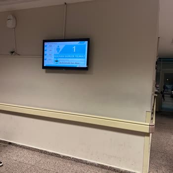 Antalya Eğitim ve Araştırma Hastanesi Eğitim Araştırma Hastanesinde Acilde 2 Doktor!