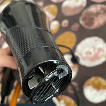 Powertech Fön Makinesi Ağızlık Eridi.