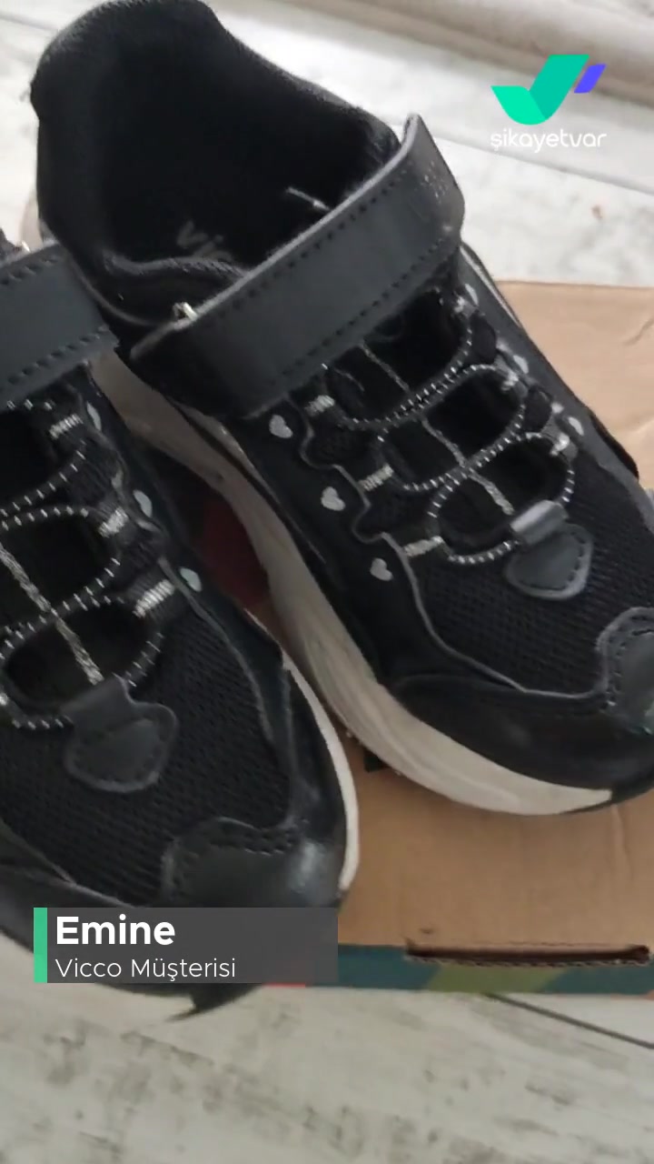 Vicco Spor Ayakkabısında İki Günde Soyulmalar Oldu! videonun kapak resmi