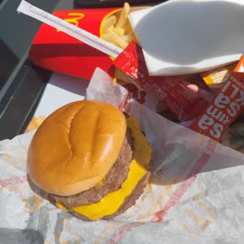 McDonald's Hamburger Şikayeti Ve Sunum Sıkıntısı