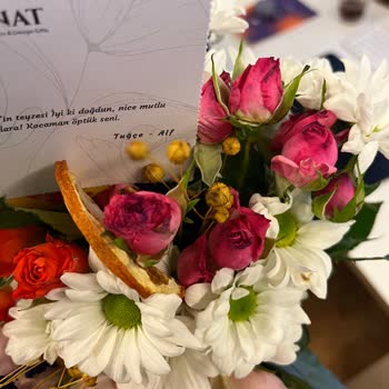 Çiçekte Sanat Şikayet