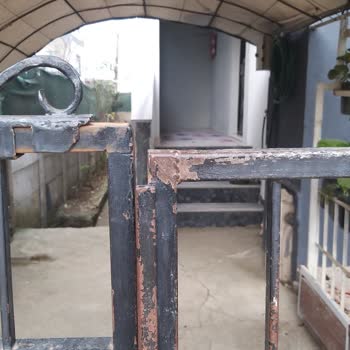 SEDAŞ Enerji Olmayan Direği Sökmüyor