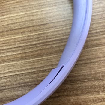 JBL Kulaklık Kafa Bandı Kısmındaki Plastik Açıldı