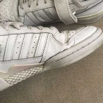 Sneaks Up Üretim Hatasını Kabul Etmedi