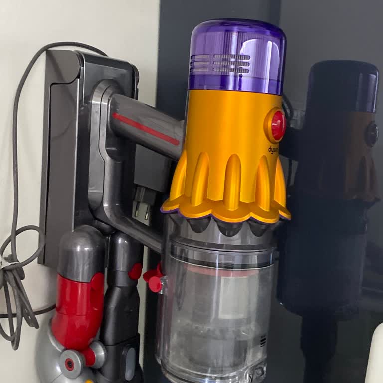 Dyson V12 Bozuldu Servis Ürünümün Tedarikini Sağlamıyor
