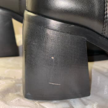 Prev Karel X - Black Qualitätsprobleme nach einmaligem Tragen - Enttäuschende Erfahrung