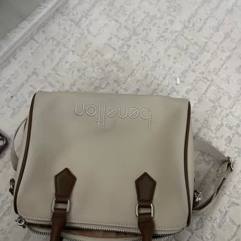 Bleeding Color on Benetton Bag