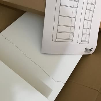 IKEA Kırık Kitaplık Değişimini Haftalardır Yapmadı!
