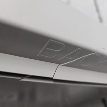 Bauhaus Defolu Kırık Ürün Satıyor.