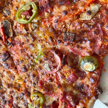 Domino's Pizza İçinden Sap Çıktı