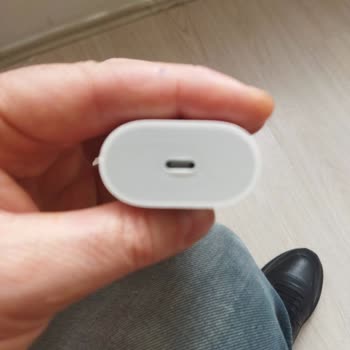 Gençpa Tarafından Apple Bozuk Olan Adaptörün Değiştirilmemesi