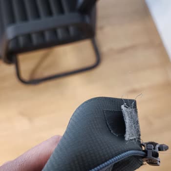 Karspor 2AS Yağmurluk Ürün Deformesi