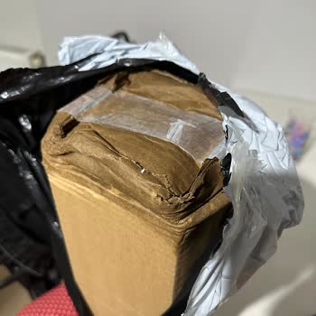Sleepy Özensiz Paketleme Ve Patlak Ürün Gönderimi