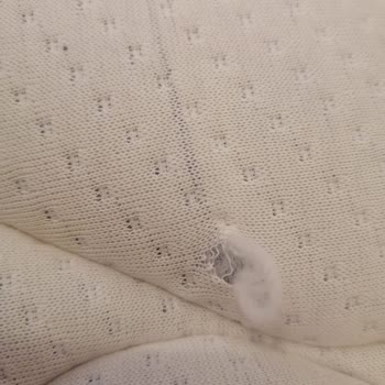 Yataş Yatak Yırtık Geldiği Halde Garanti Dışı Olduğu Söyleniyor