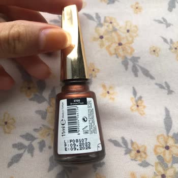 Flormar Oje Tırnaklarımı Sararttı