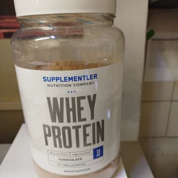 Supplementler Bozuk Supplement Markalı Whey Protein Tozu.