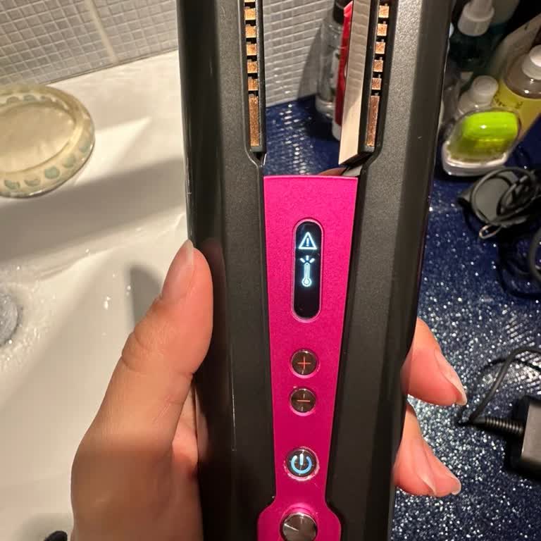 Dyson Saç Düzleştirici Hatası
