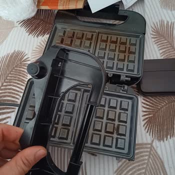 MNG Kargo Kargoları Ya Kaybediyor Ya Da Parça Bir Şekilde Getiriyor