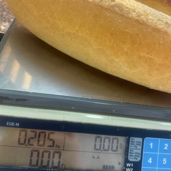 Yedigöl Unlu Mamülleri Poğaça Kadar Ekmek